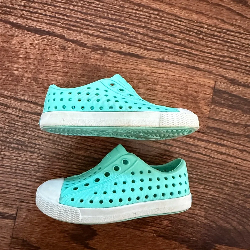 Native aqua green